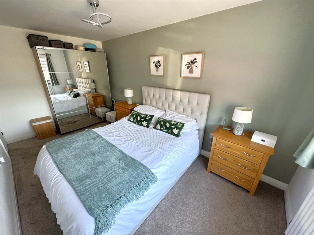 thumbnail_image5 (2).jpg