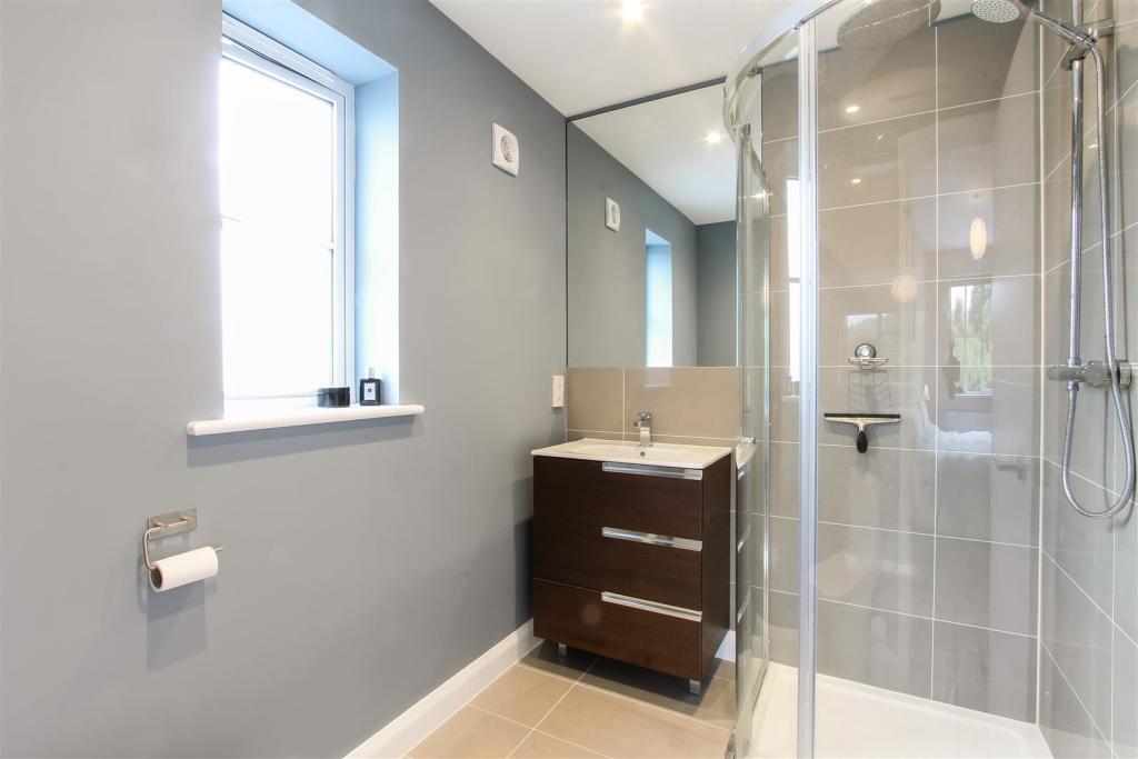 Shower Room.jpg