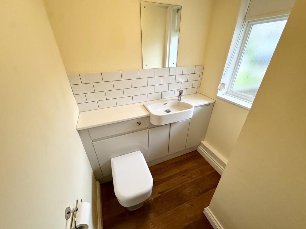 13 Strudwicks Fie...