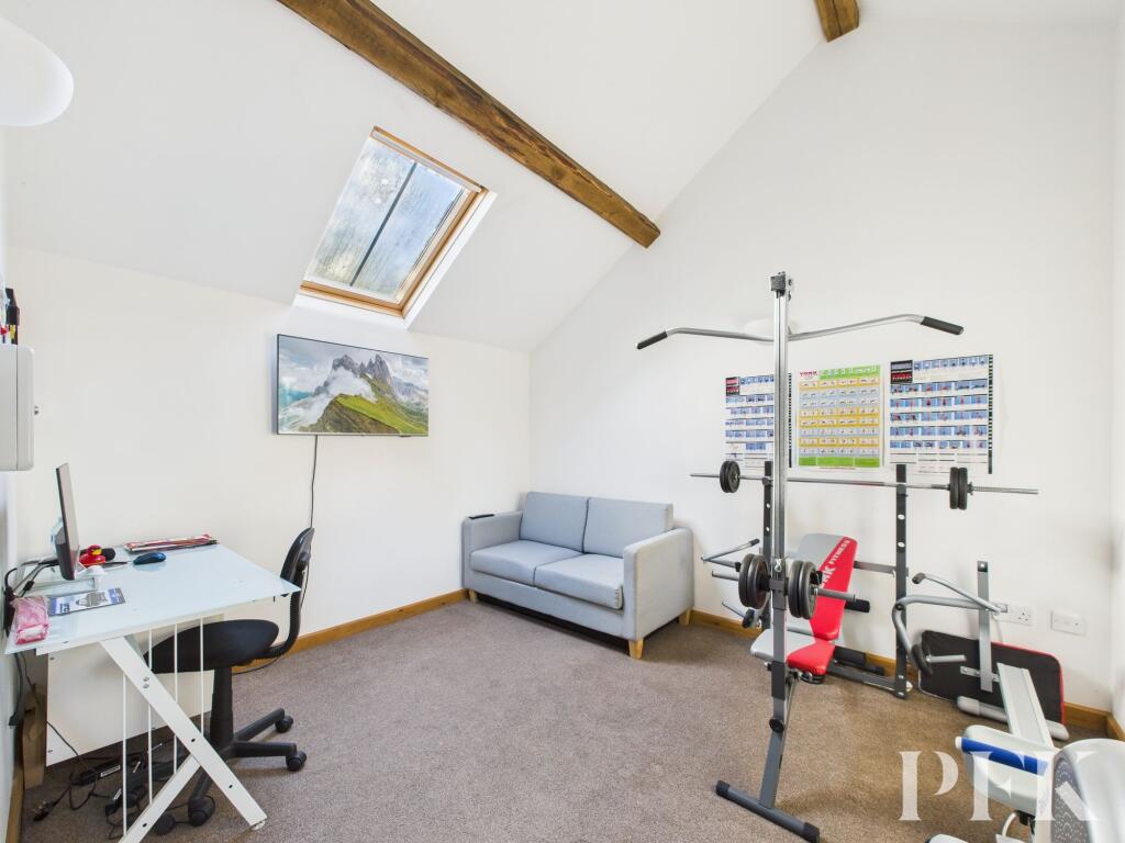 Low Fold Barn - Office / Bedroom 3