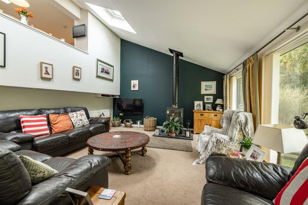 10 Upper Loan Park Lauder 09.JPG