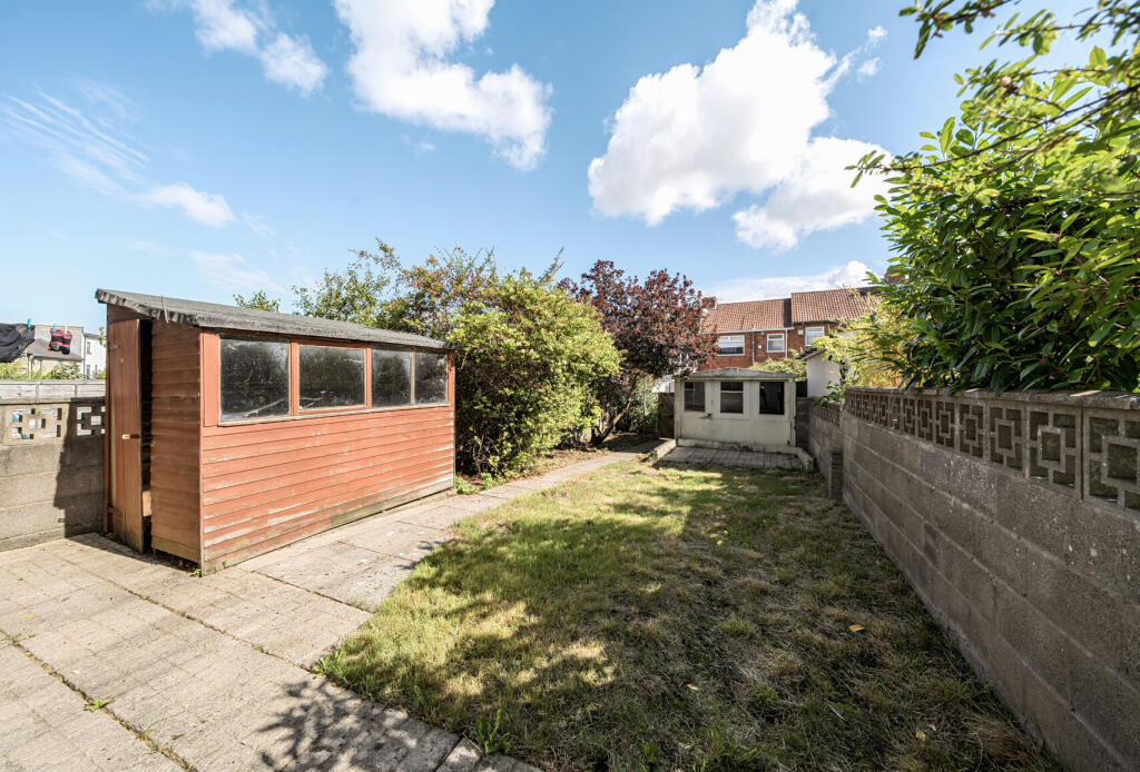 1324750-7-687e068...