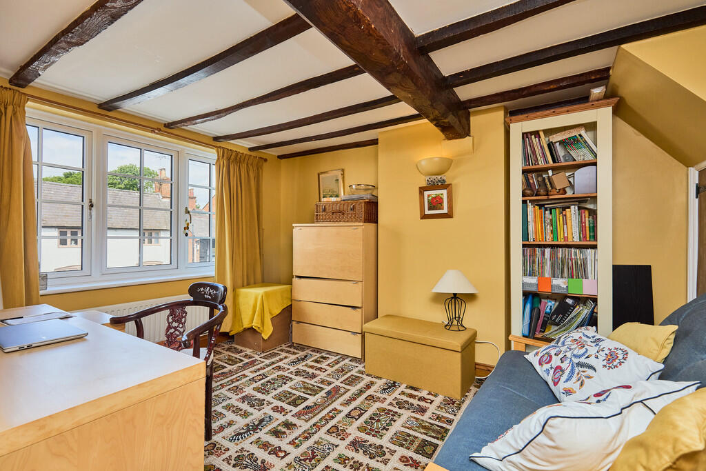 Edward Knight 202...