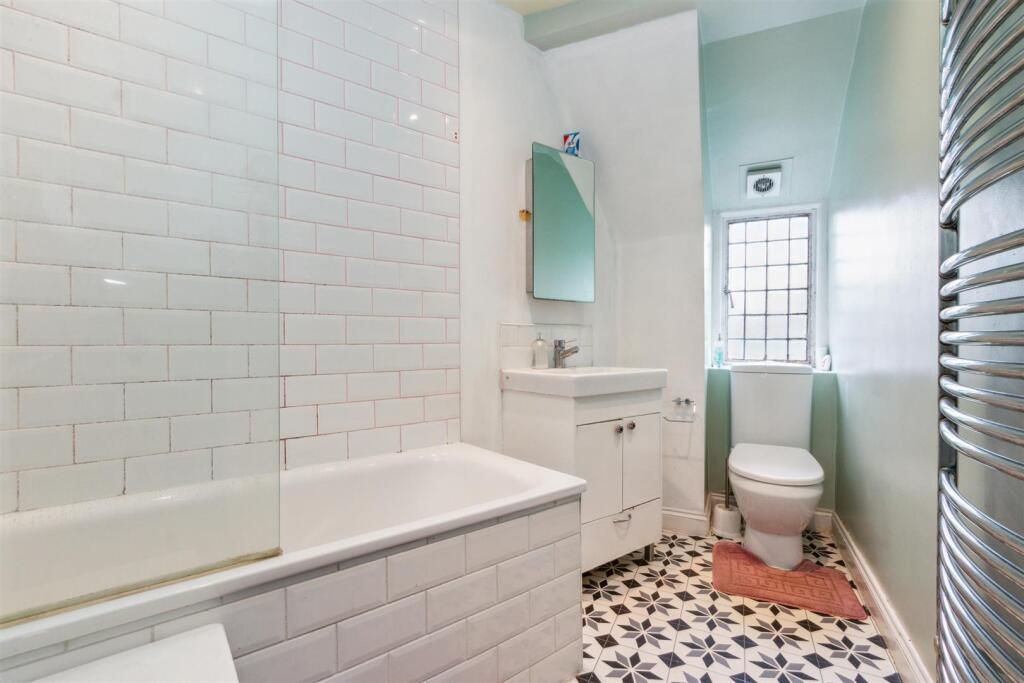 1a Station Approach, KT24 6QX bathroom.jpg