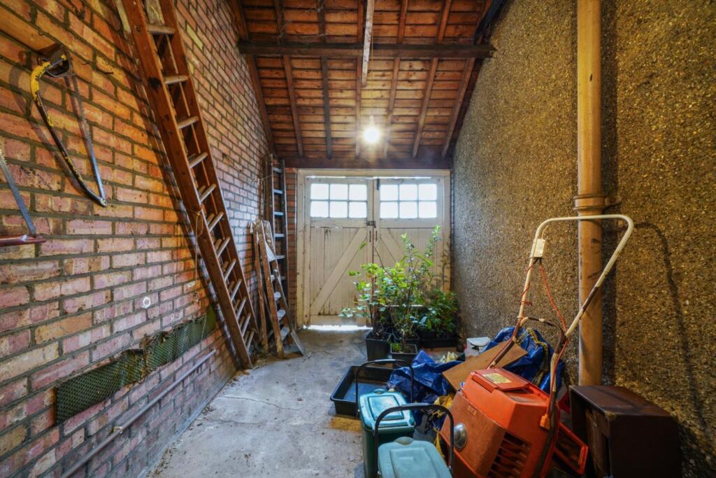 14 Lapstone Gardens - RUtSeli1NvDSvAiY28tA.jpg