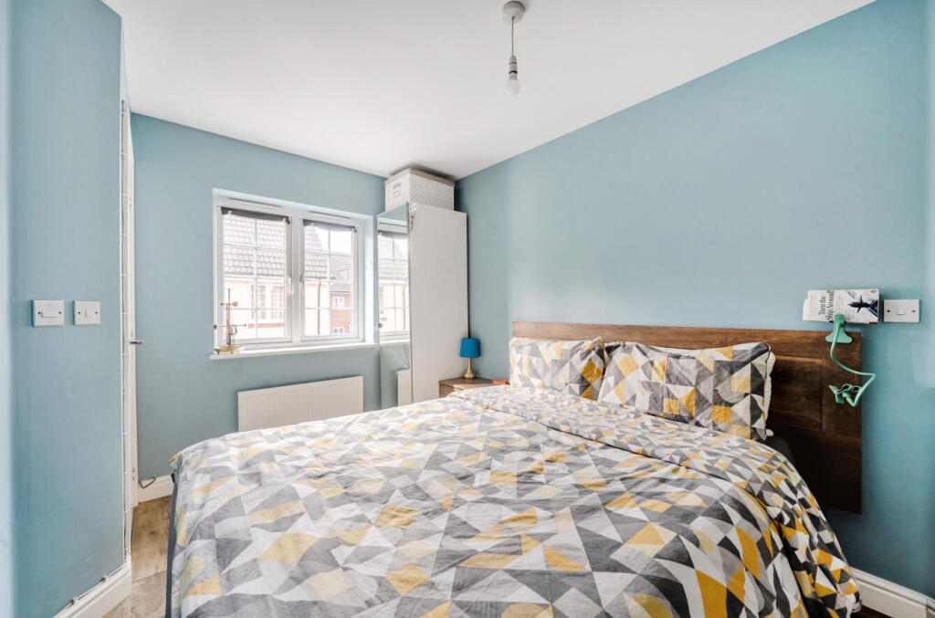 1341884-2-68a8369...