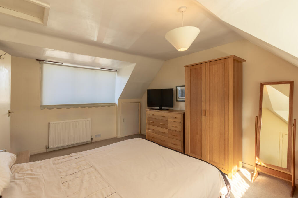 17 Paddock Close (19 of 19)