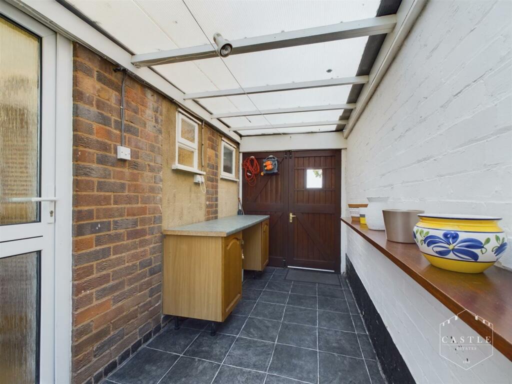 LEAN TO PASSAGEWAY