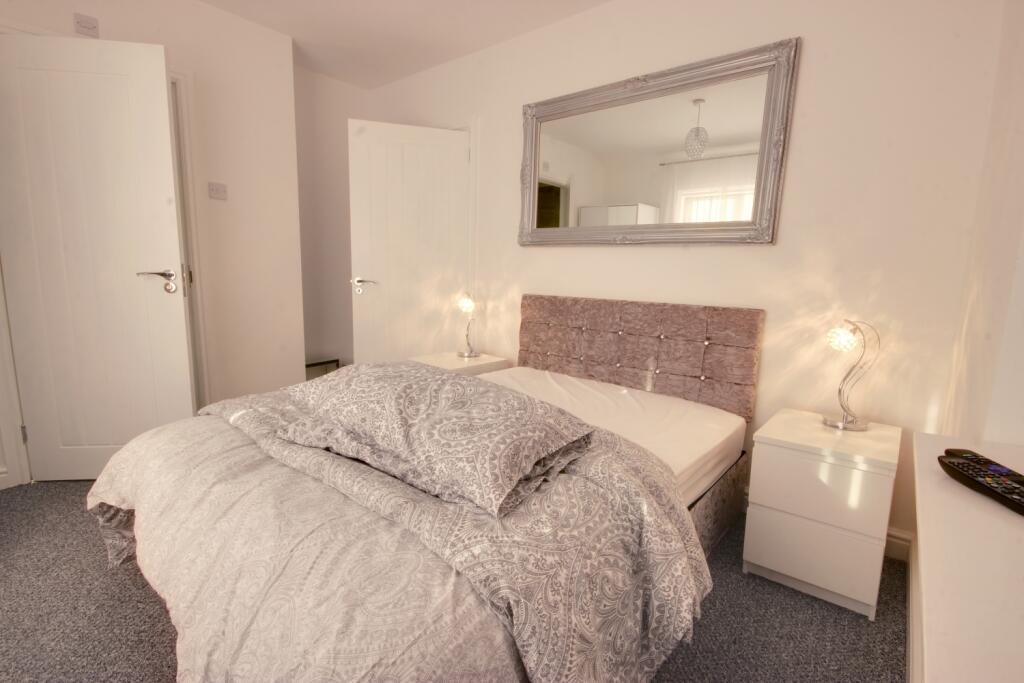 1 Bed 1AA