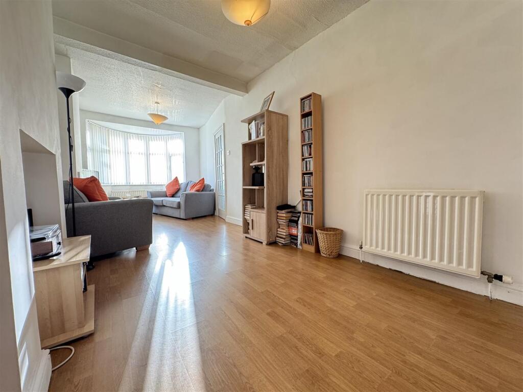 IMG_5047 (Large).JPG