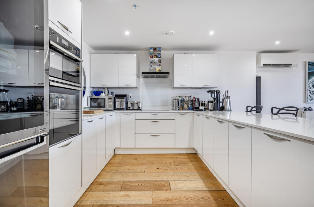 1325748-15-687157...