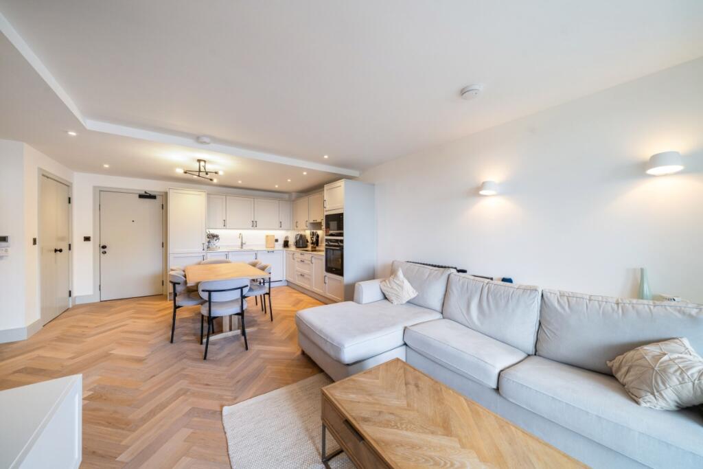 94328_Flat Clifto...