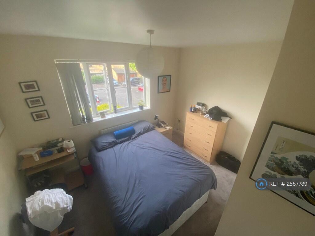Bedroom 1 (4 Of 5)