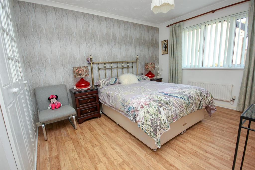 Master Bedroom.jpg