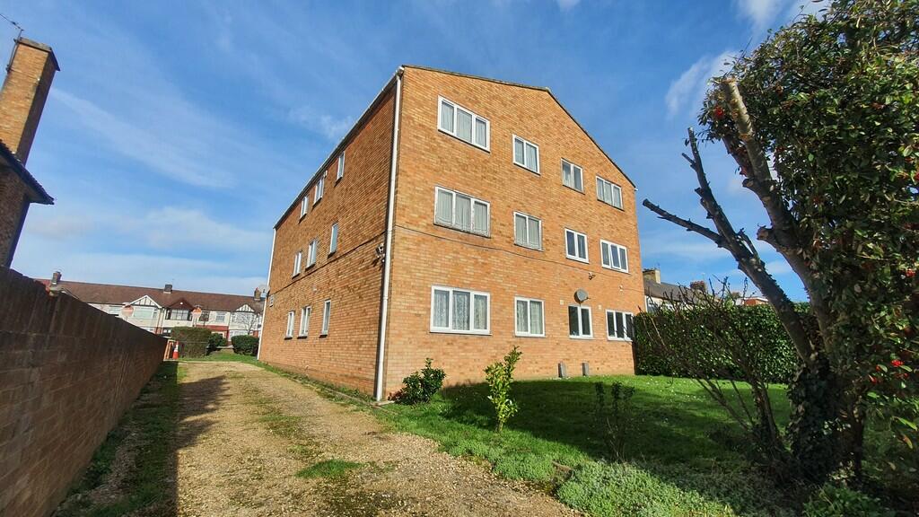 Exterior Rear Vie...