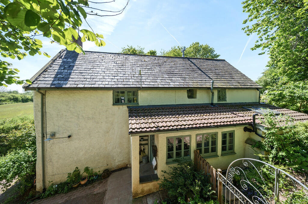 1296449-3-6825cd7...