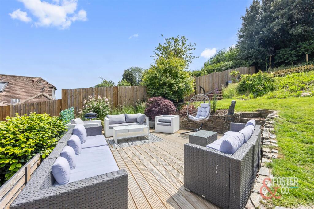 Valley Drive, 91-025(1).jpg