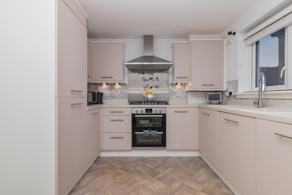 154A Barrangary Road PA7 5FR L-9