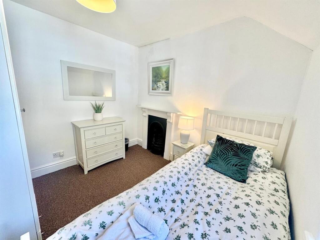 PHOTO-2025-09-16-15-07-36 (1).jpg