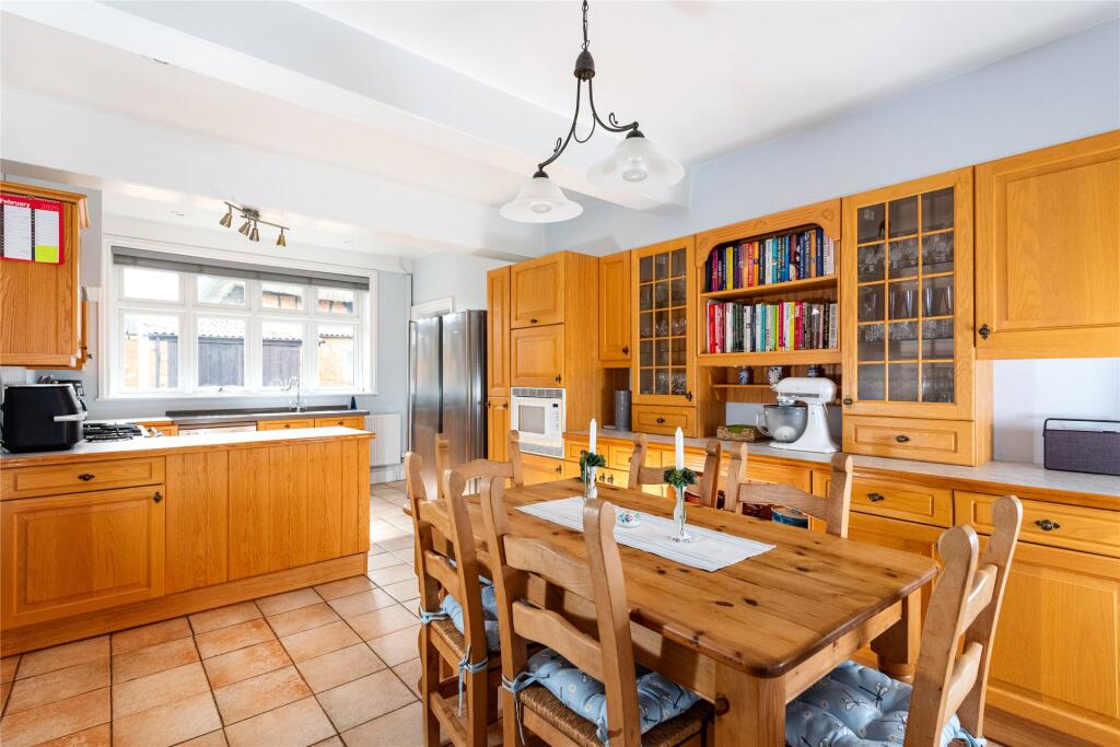Kitchen/Breakfast