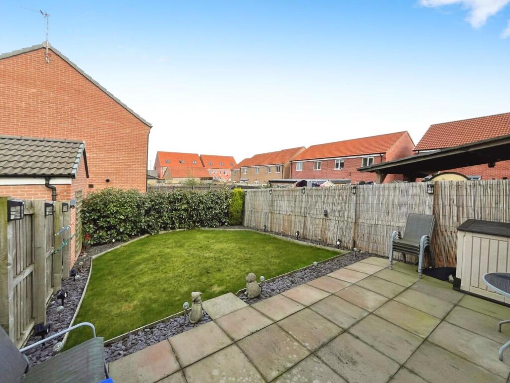 5ca1ab3b-Rear 20garden.jpg