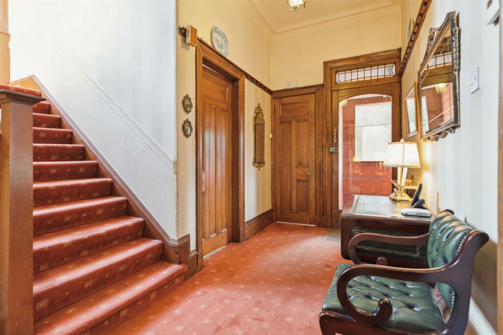 YATES HELLIER - 21 Larch Road (6 of 45).jpg