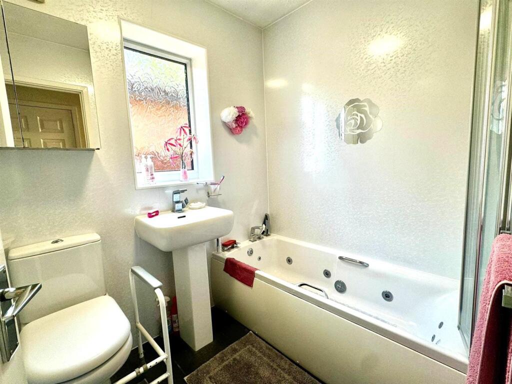 PHOTO-2025-07-10-15-46-00 4.jpg