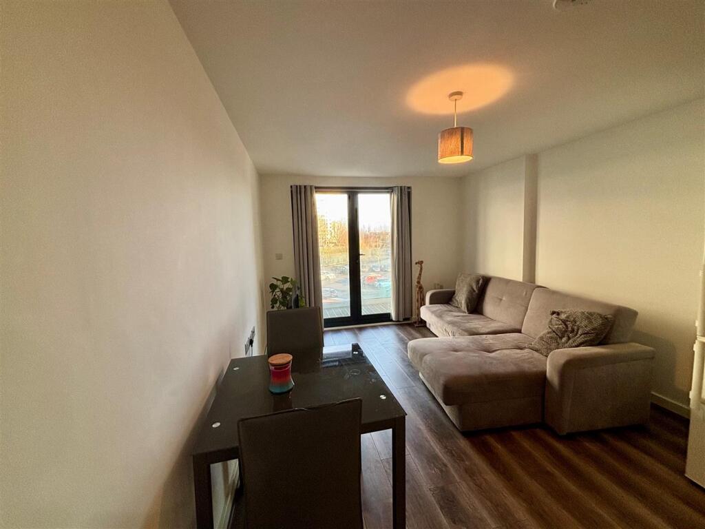 Living Room.jpg