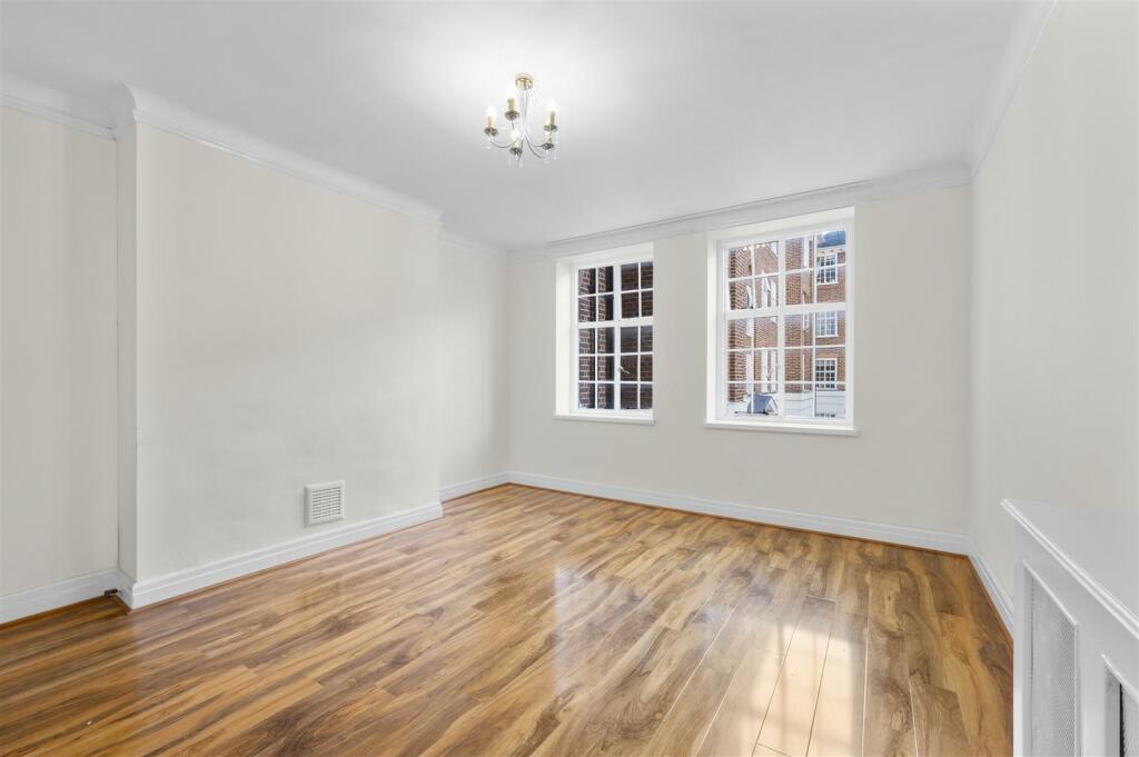 12 Albemarle,8.jpg