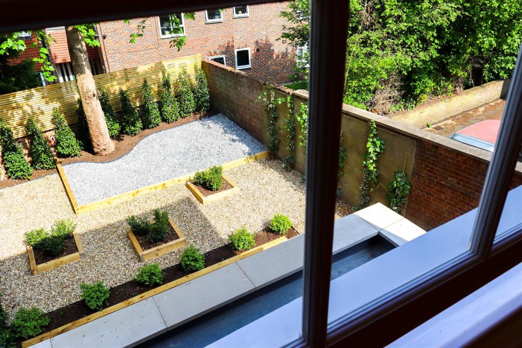 40. Staircase view of garden.jpg