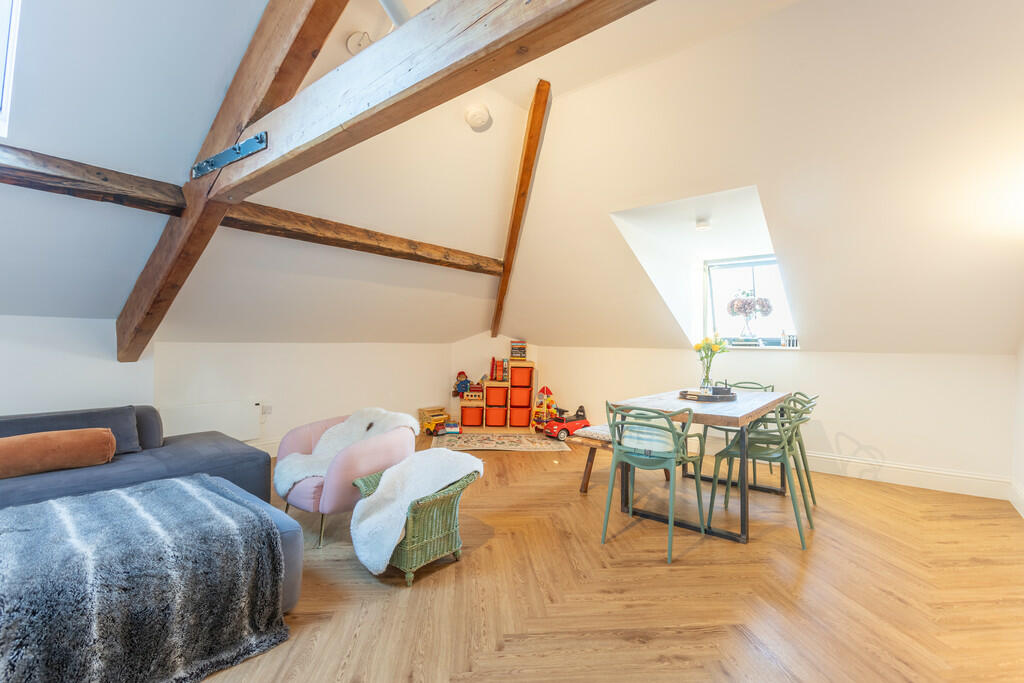 Open Plan Living/...
