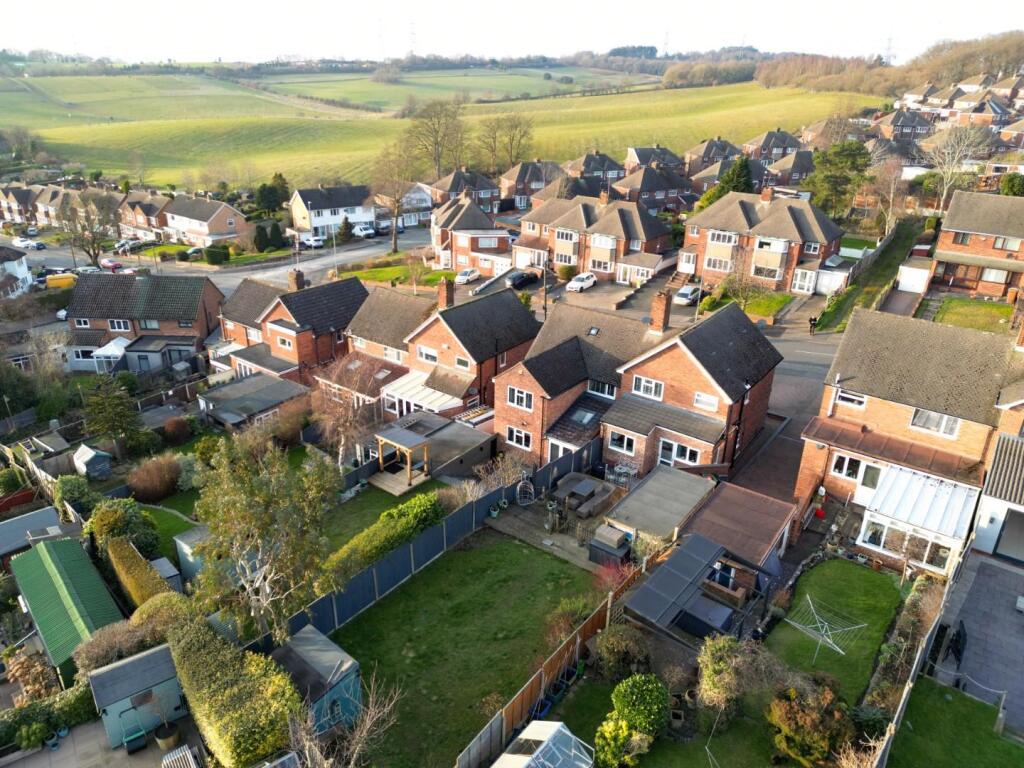 97 Wimperis Way (4 of 10).jpg