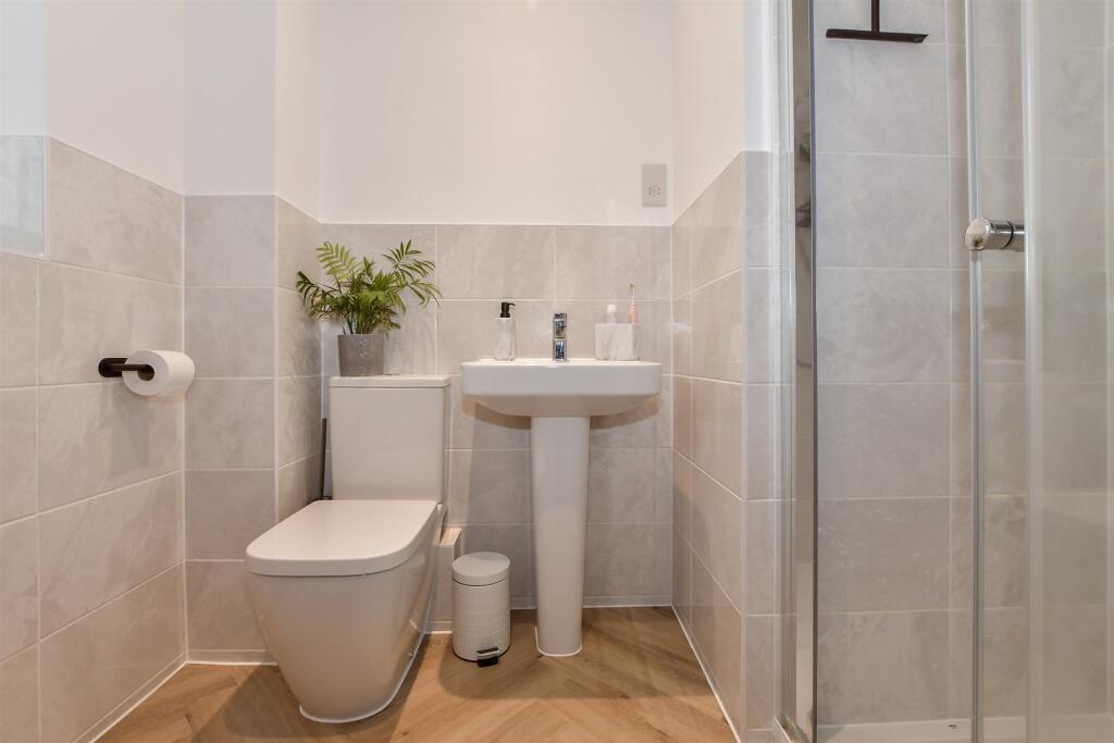 En-Suite Shower Room