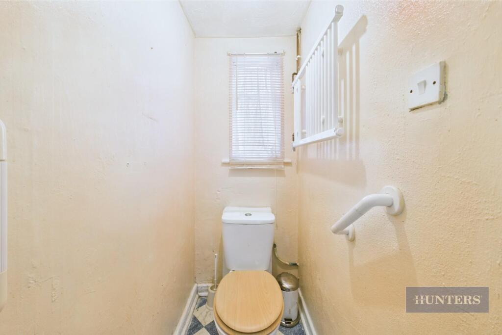 CAM05152G0-PR0086-STILL009.jpg