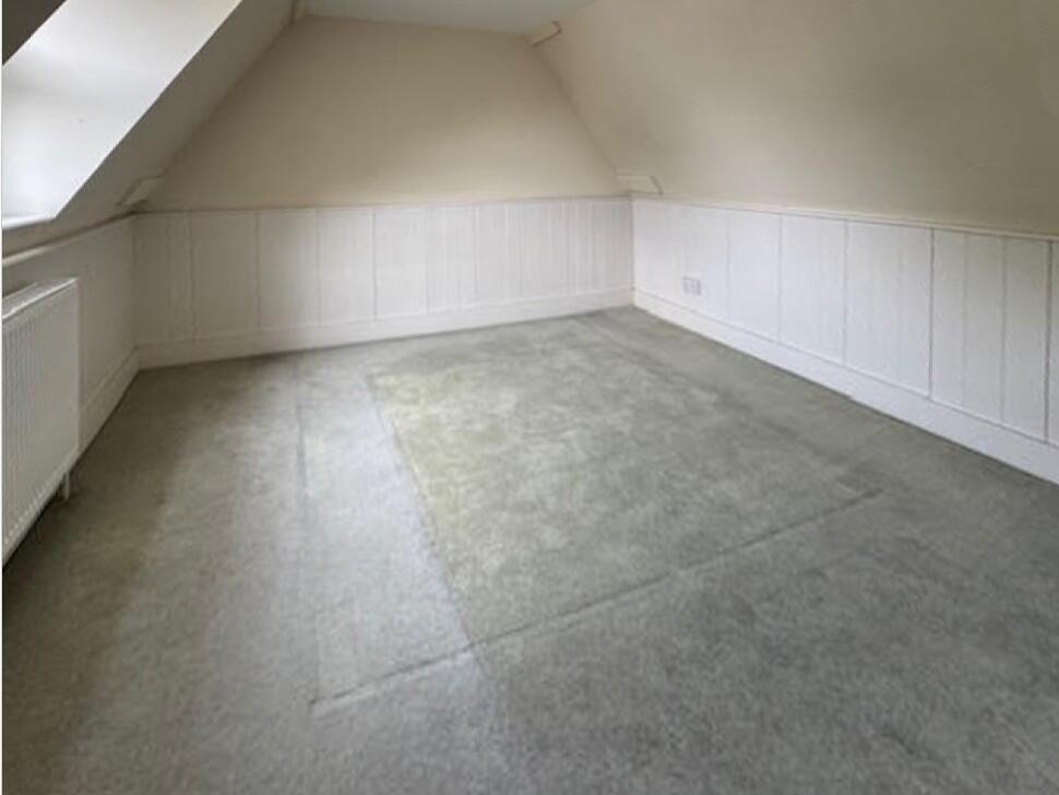 Typical Sec ond Floor bedroom