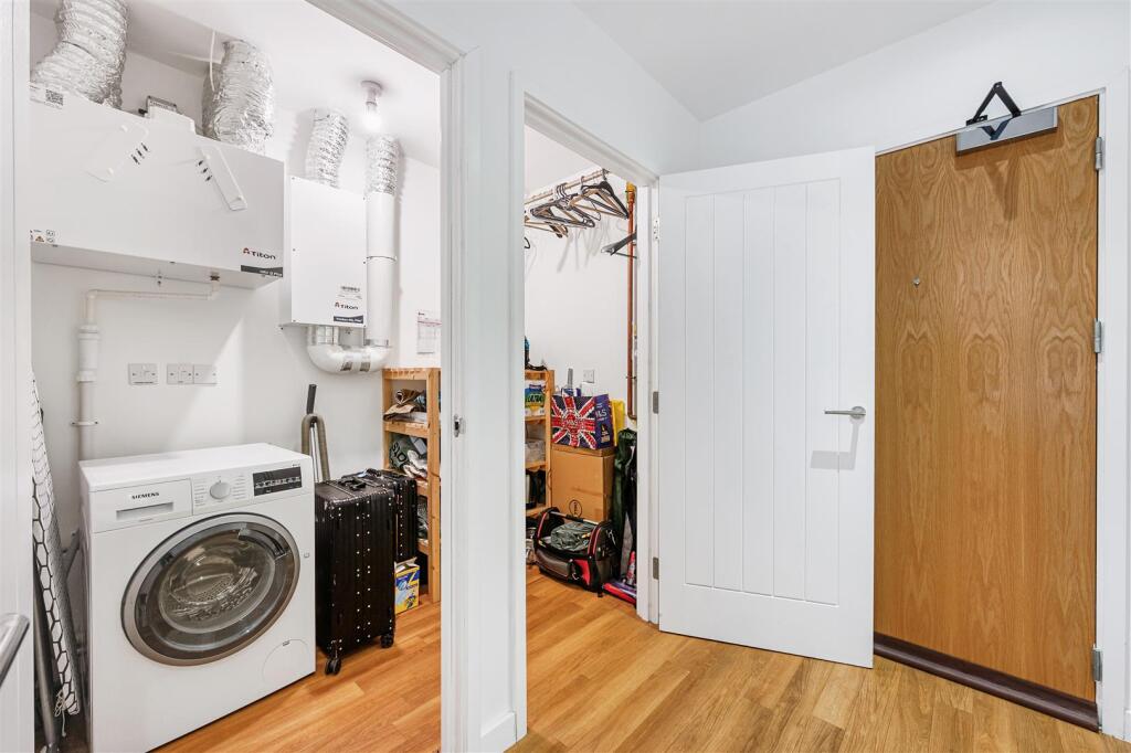 7, Renoir House-13.jpg