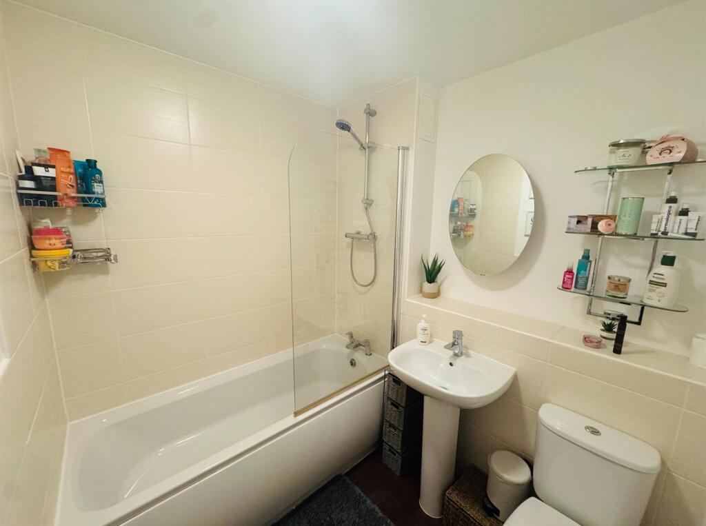 Bathroom.jpeg