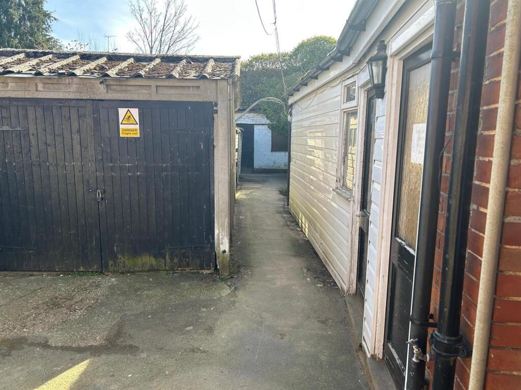 WhatsApp Image 2025-03-06 at 14.05.14_ef7a9e82.jpg