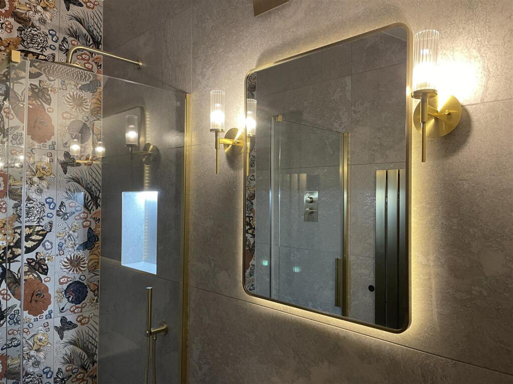 Main Ensuite View Three