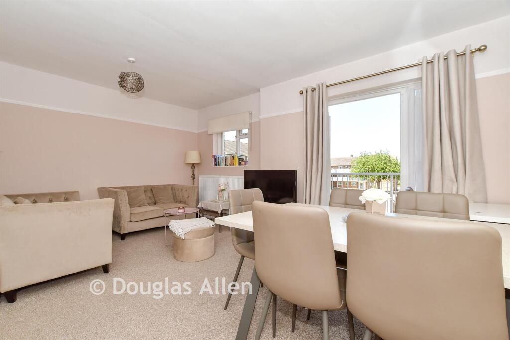 Lounge/Diner