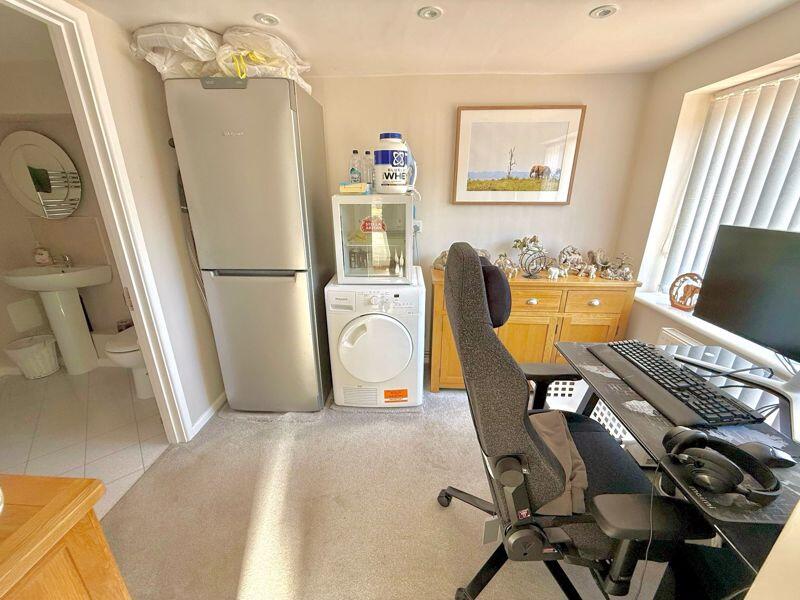 Bedroom/Study