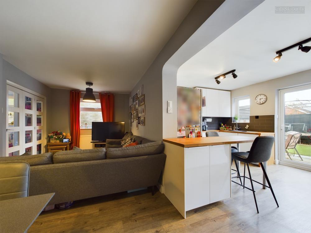 Lounge/Diner/Kitchen