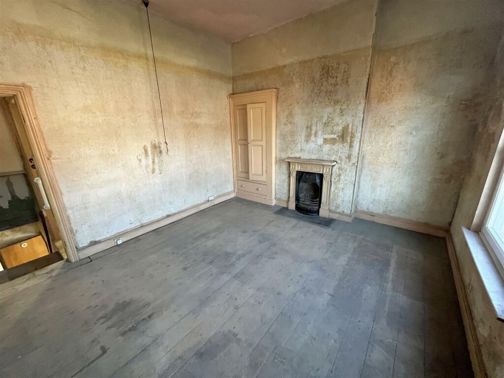 Bedroom 1 Aspect 3
