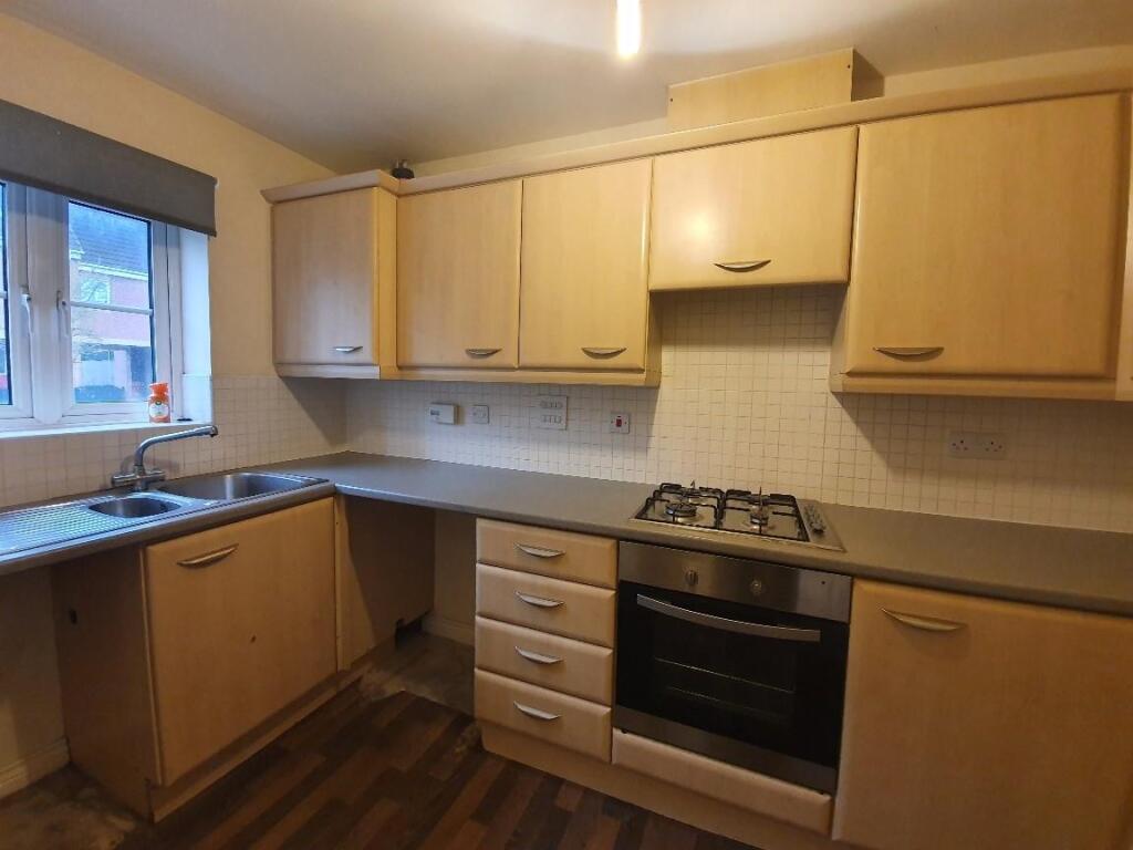 Carnation Way, Bermuda Park - Kitchen