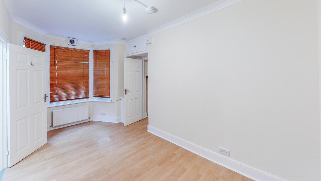 167-High-Street-Unfurnished(2)