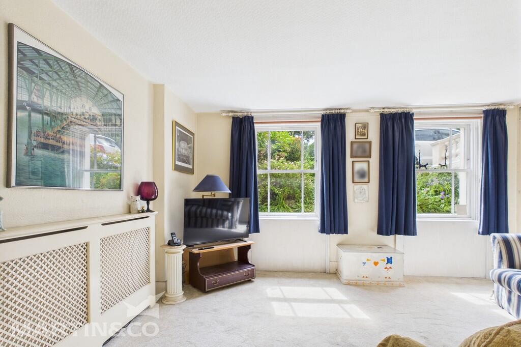 CAM01953G0-PR0106...