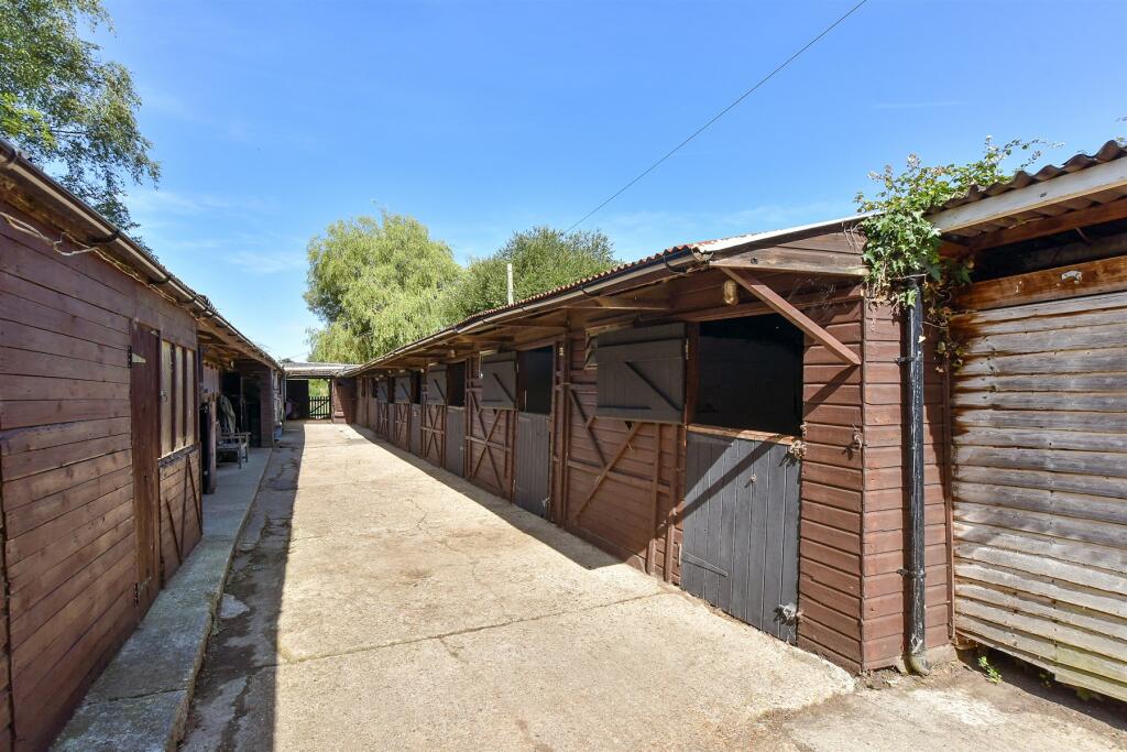 Workshop/Outbuildings