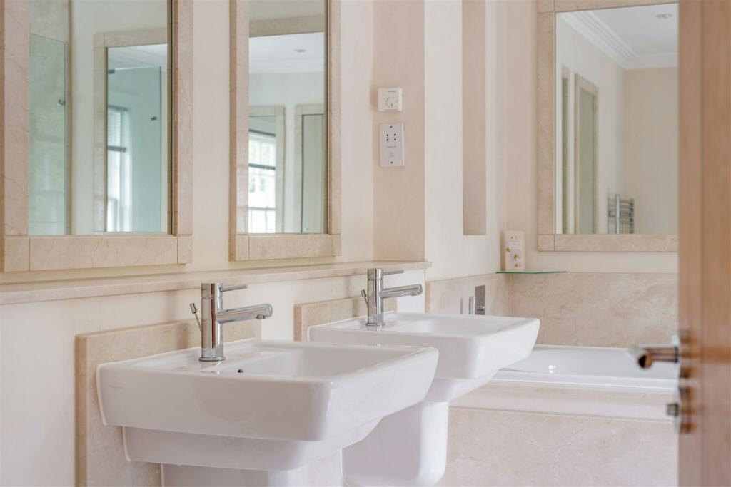 81536_1-Ashwood-Place (35).jpg