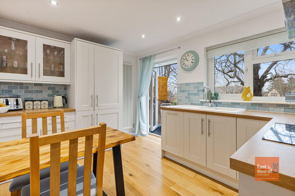 A05 - 44 Altamira...