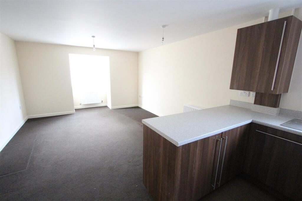 Kitchen Lounge